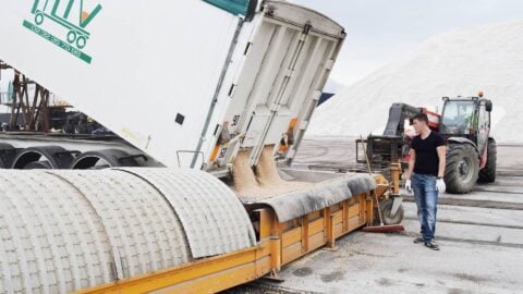 déchargement-remorque-vrac-sautec