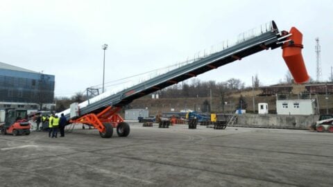 capots galvanisés pour convoyeur mobile