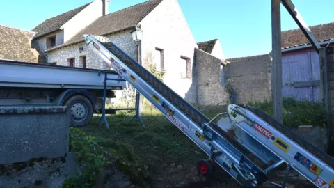 bande-transporteuse-terre