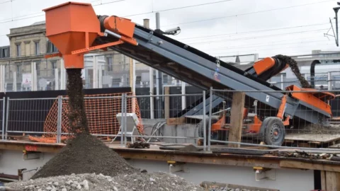 Tapis roulant de chantier : la solution pour les zones inaccessibles.